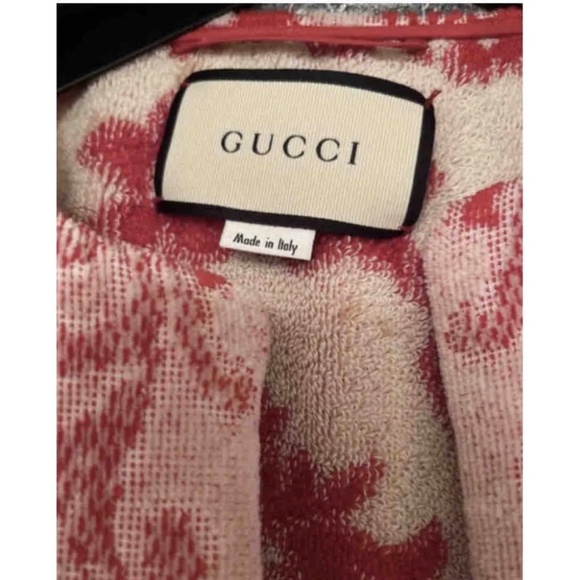 GUCCI Kimono jacket with central button.Floral fantasy. Fashion show 2019 - Picture 5 of 14